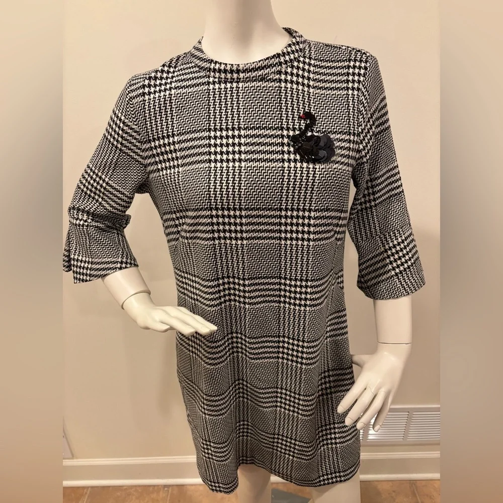 H&M Houndstooth Black and White Dress with Swan Sequin Appliqué, size 12